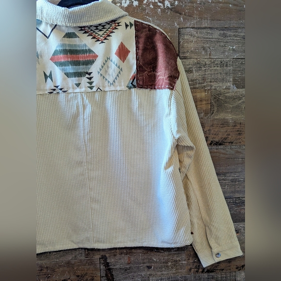 NWT Handcrafted Original Design Multi Aztec Patterned Soft Cordoroy Shacket - Picture 4 of 12